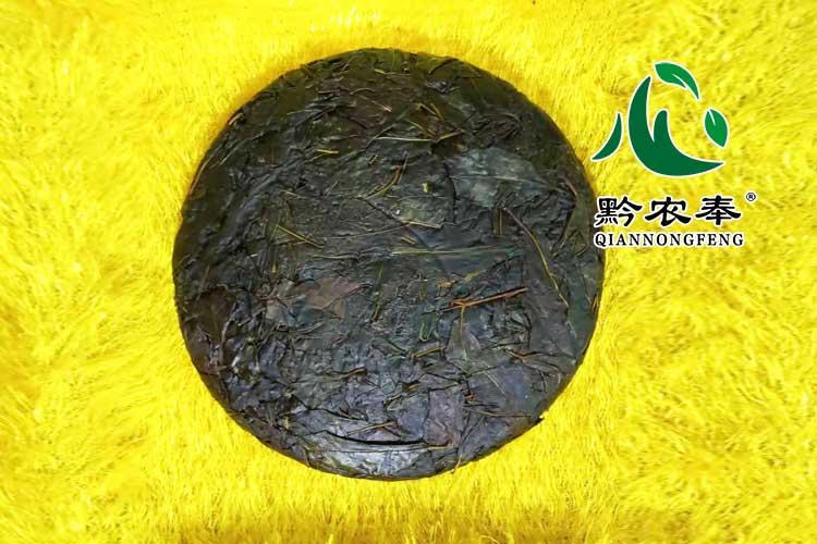 黔农奉苦丁茶饼是贵州省首个苦丁茶饼